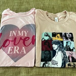 2 Taylor Swift Tee Shirts. Size:Small EC
